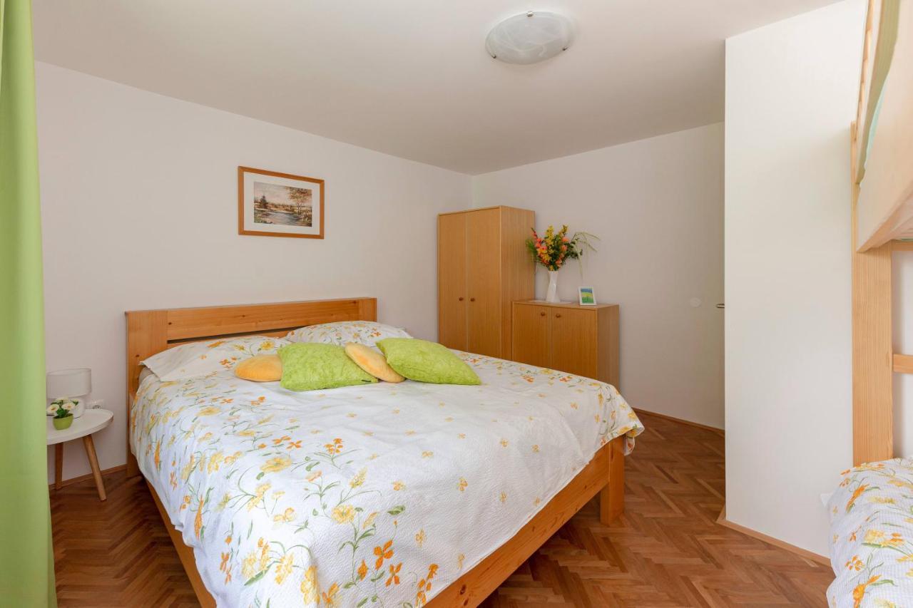 Apartment Hisa V Zelenem